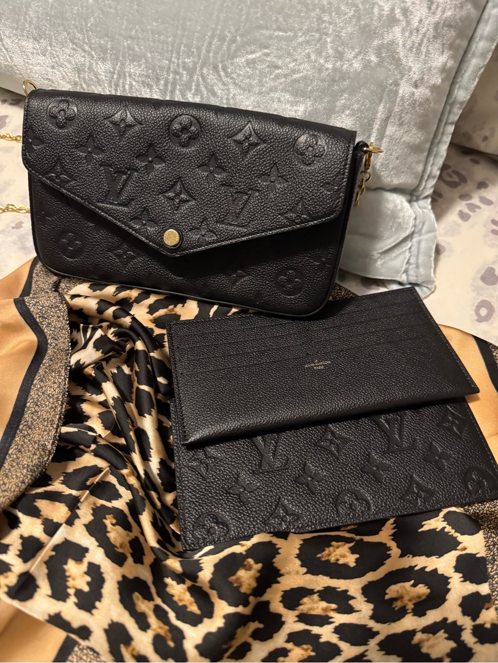 Louis Vuitton Black Pochette Felicie - Picture 2 of 8